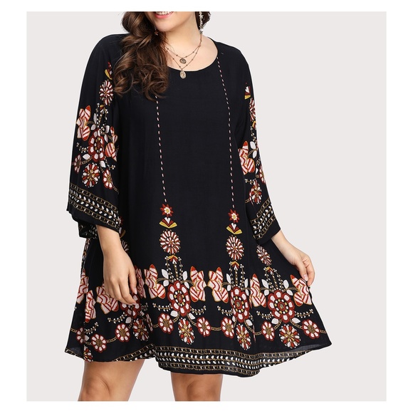 MBM Unlimited Dresses & Skirts - Dark Blue Flower Print 3/4 Sleeve Tunic Dress